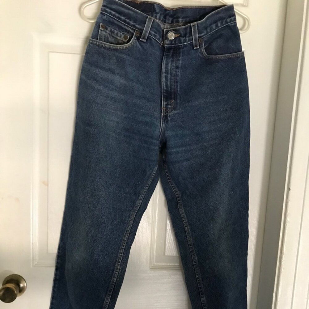 Vintage Levi’s 550 High Rise Rinse Relaxed Tapered Mom Jeans